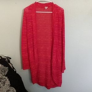 Bright pocket duster small hole right sleeve pic